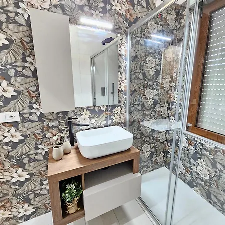 Casa King's House * Quartu SantʼElena